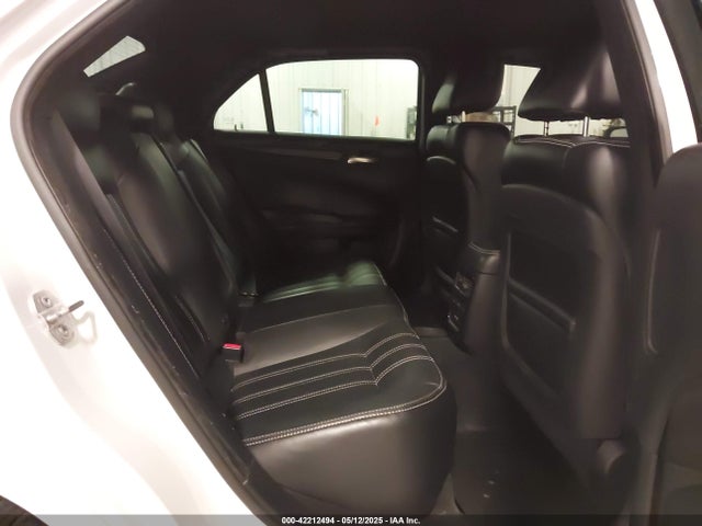 Chrysler 300 2015 2C3CCAGG7FH923212 Image 8