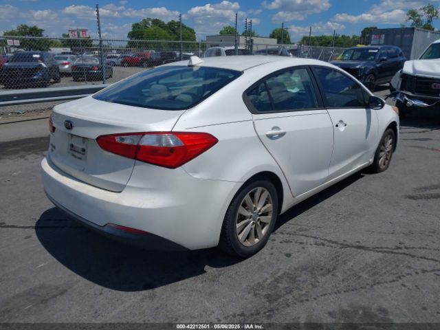 KNAFX4A61E5055158 KIA FORTE LX