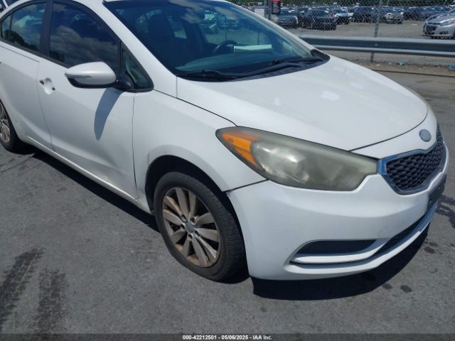 KNAFX4A61E5055158 KIA FORTE LX