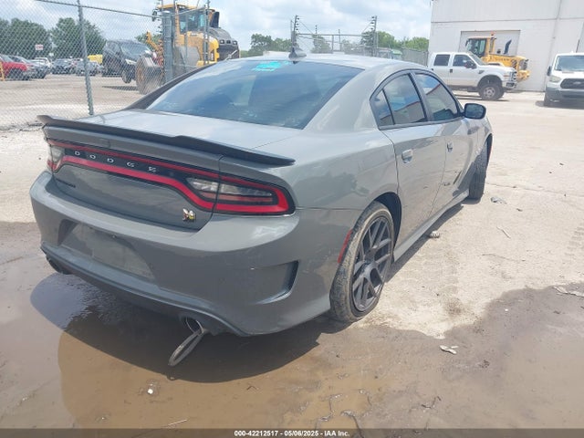 2C3CDXGJ2KH633854 Dodge Charger Scat Pack Rwd