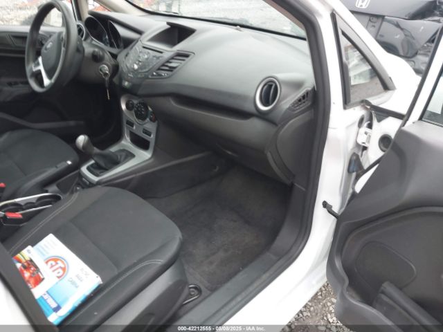 3FADP4EJ5HM117593 Ford FIESTA SE