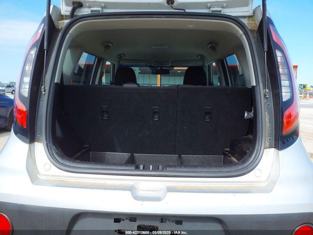 KNDJN2A27H7468473 KIA Soul
