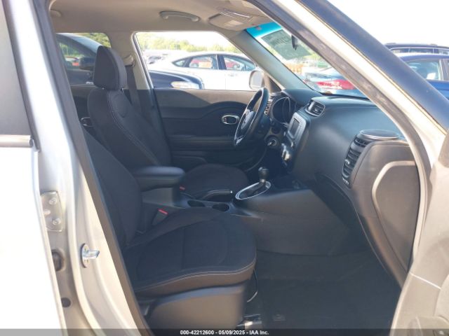 KNDJN2A27H7468473 KIA Soul