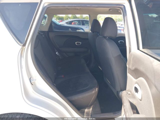 KNDJN2A27H7468473 KIA Soul