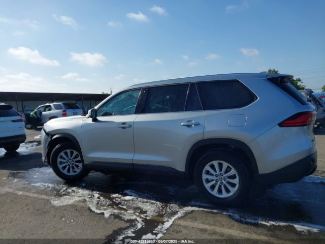 5TDAAAB57RS021714 Toyota Grand Highlander Xle