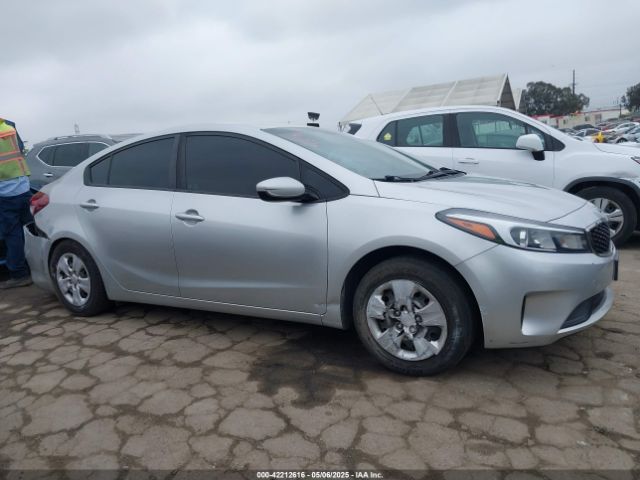 3KPFK4A76JE211350 KIA FORTE LX