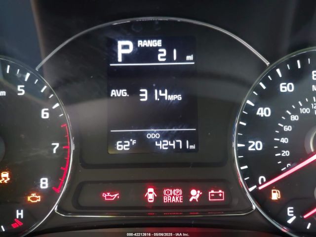 3KPFK4A76JE211350 KIA FORTE LX