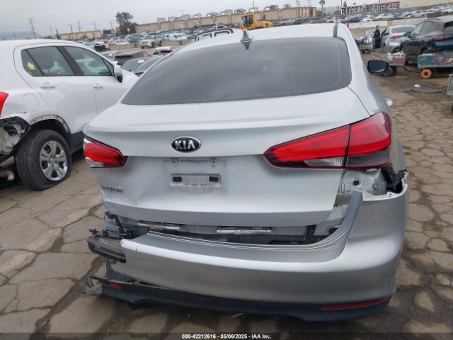 3KPFK4A76JE211350 KIA FORTE LX
