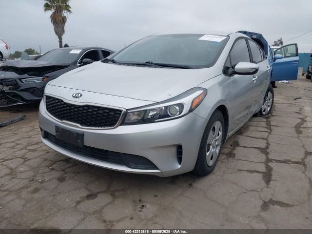 3KPFK4A76JE211350 KIA FORTE LX