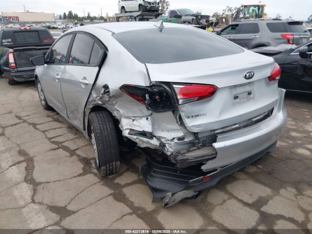 3KPFK4A76JE211350 KIA FORTE LX
