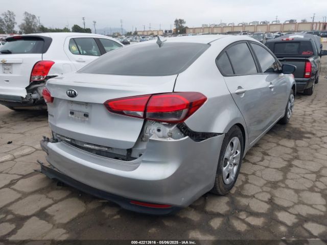 3KPFK4A76JE211350 KIA FORTE LX