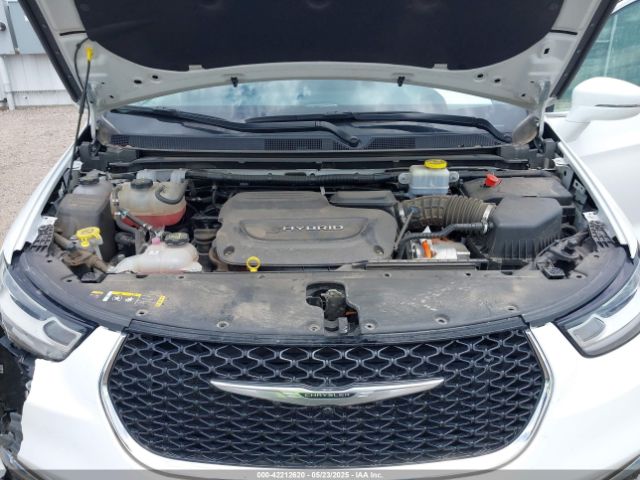 2022 CHRYSLER PACIFICA HYBRID 2C4RC1L71NR164223 Photo 9
