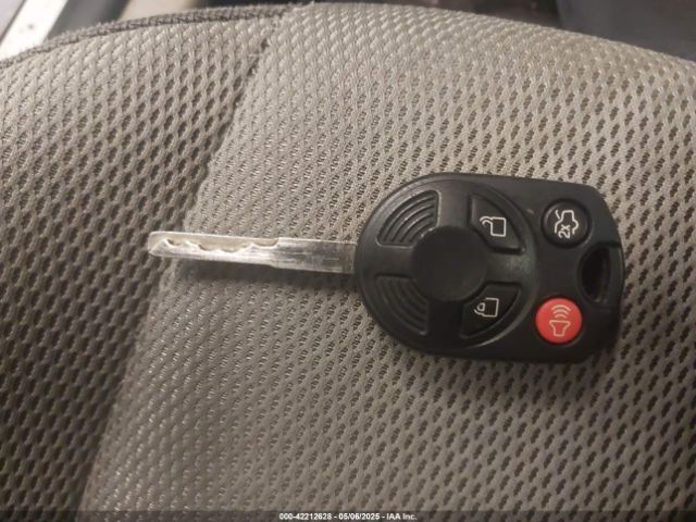 1FADP3F28EL359258 Ford FOCUS SE