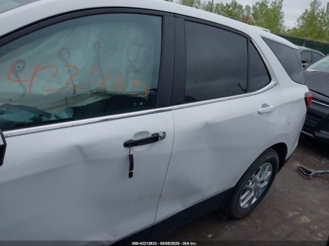3GNAXUEV4NL238687 Chevrolet Equinox Awd Lt