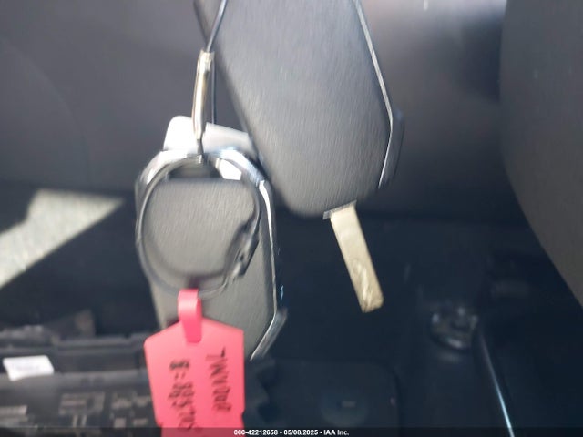 KNDJ23AU8P7883705 KIA SOUL LX