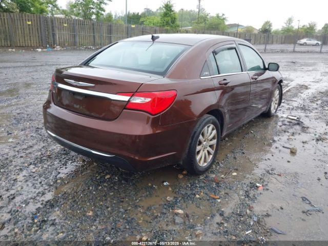 2013 CHRYSLER 200 1C3CCBBG1DN569415 Photo 3