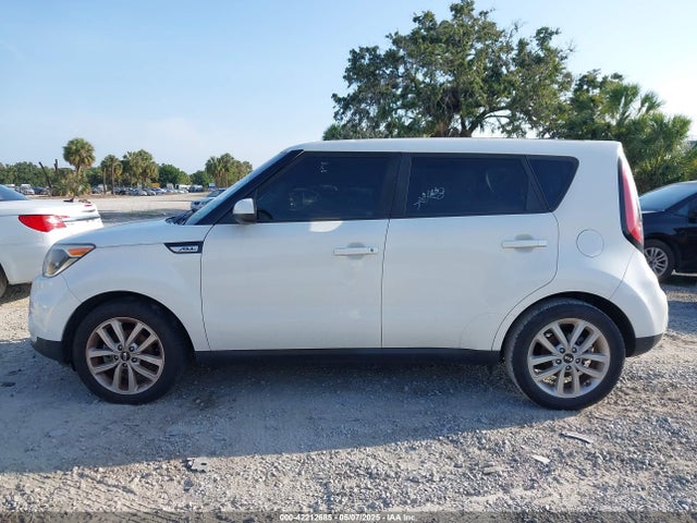 KIA SOUL + 2019 KNDJP3A51K7675474 Image 14