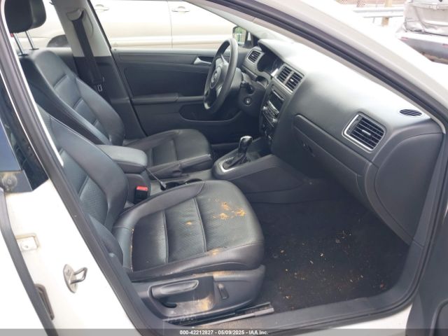 3VWD17AJ6EM366643 Volkswagen Jetta 1.8t Se