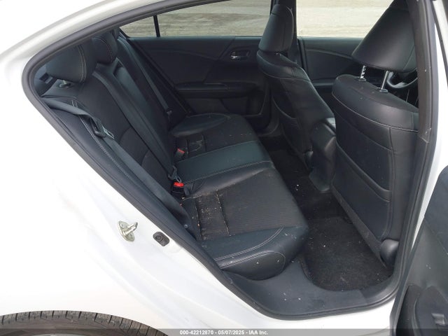 1HGCR2F5XGA235271 Honda k24w1