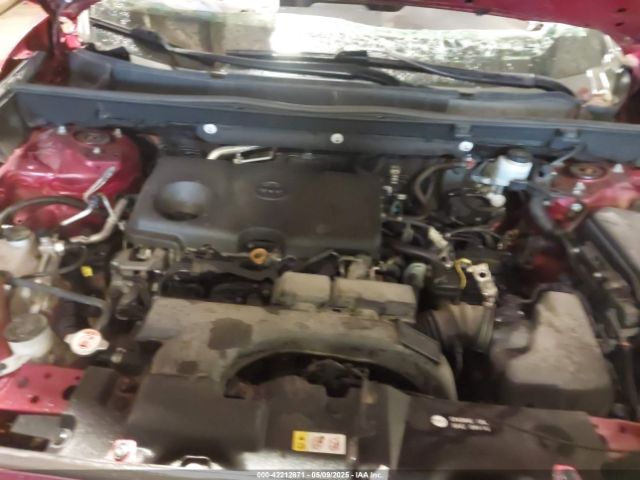 2T3F1RFV0KW052130 Toyota RAV4 LE
