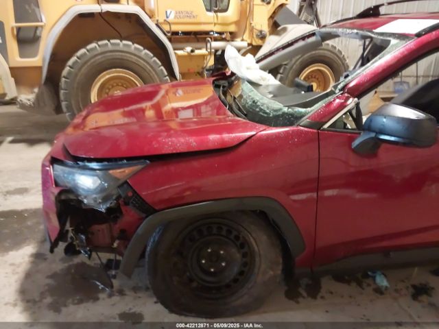 2T3F1RFV0KW052130 Toyota RAV4 LE