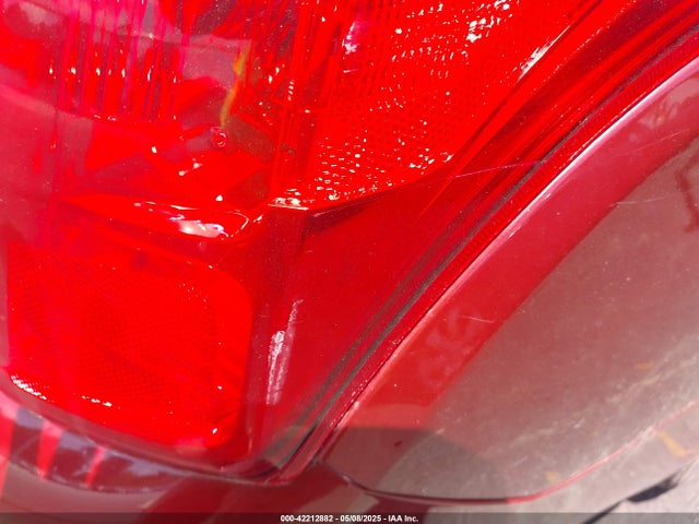 3N1CN7AP8HL855727 Nissan Versa 1.6 S+