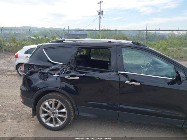 1FMCU9G90GUB05288 Ford ESCAPE SE