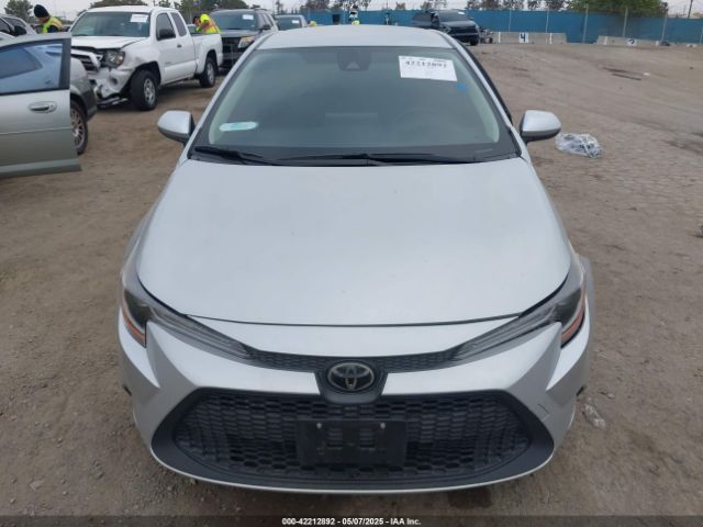 JTDEPRAE5LJ006777 Toyota COROLLA LE
