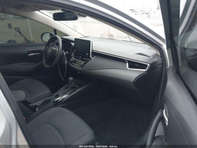 JTDEPRAE5LJ006777 Toyota COROLLA LE