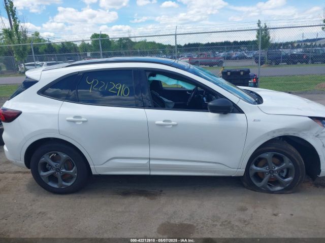 1FMCU9MN9RUA48528 Ford Escape St-line