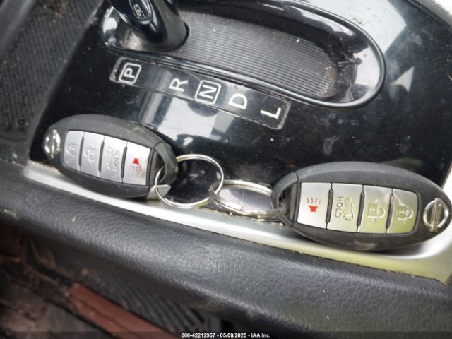 5N1AT2MV6FC879259 Nissan ROGUE SV