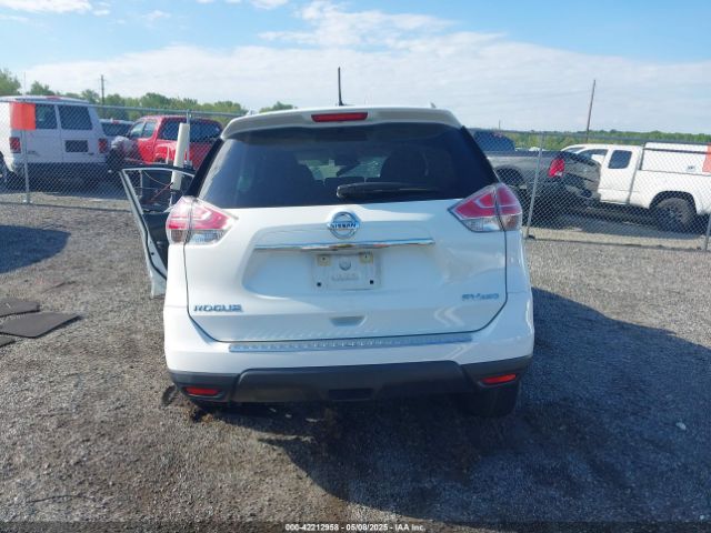 5N1AT2MV1FC815775 Nissan ROGUE SV