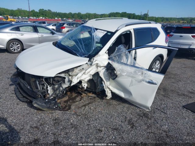 5N1AT2MV1FC815775 Nissan ROGUE SV