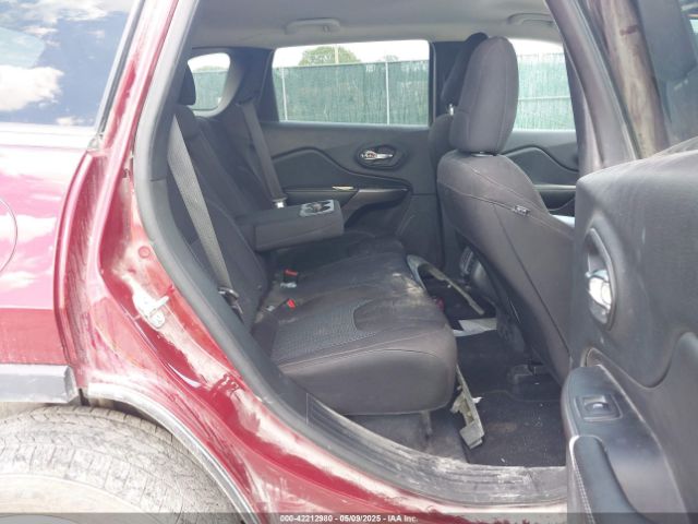 2019 JEEP CHEROKEE 1C4PJLCB6KD297149 Photo 7