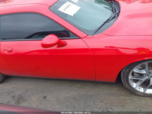 2C3CDZJG6NH164233 Dodge Challenger Gt