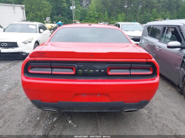 2C3CDZJG6NH164233 Dodge Challenger Gt