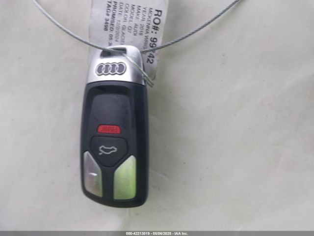 WA1LHAF70JD015988 Audi Q7 2.0t Premium