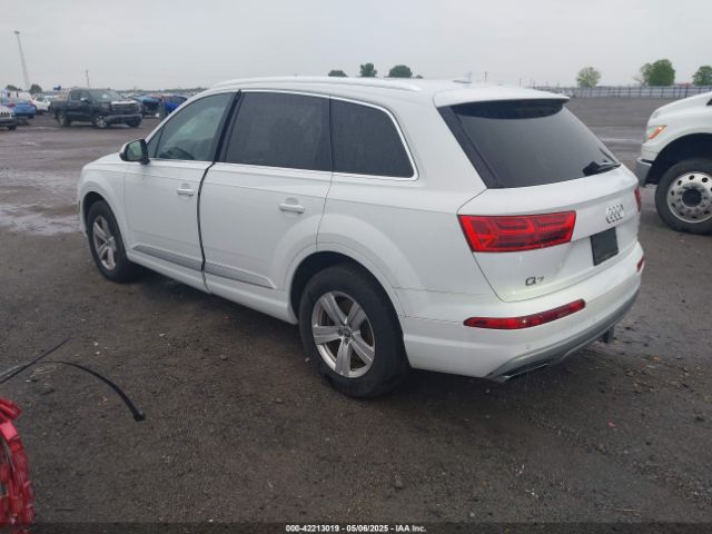 WA1LHAF70JD015988 Audi Q7 2.0t Premium