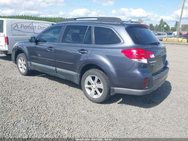 4S4BRBCC5E3247600 Subaru Outback 2.5i Premium