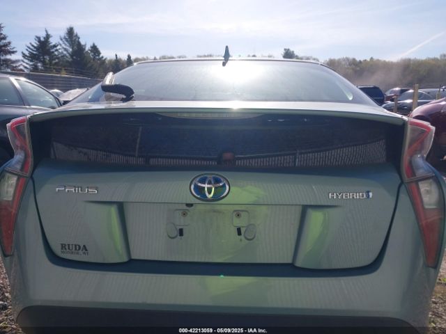 JTDKARFU6G3513668 Toyota Prius Four