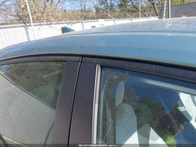 JTDKARFU6G3513668 Toyota Prius Four