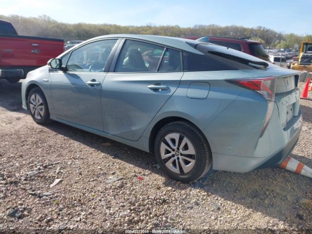 JTDKARFU6G3513668 Toyota Prius Four