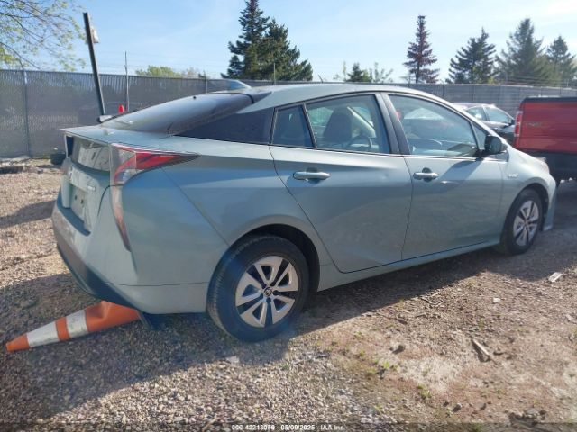 JTDKARFU6G3513668 Toyota Prius Four