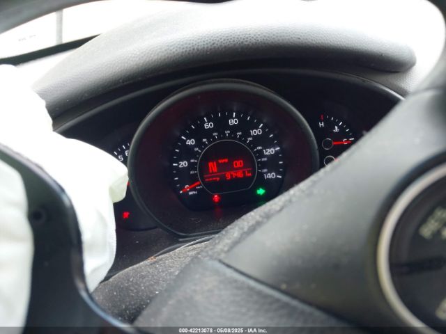 KNDJP3A51F7172615 KIA SOUL +