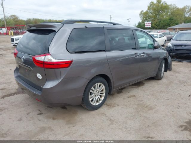 5TDYK3DC4FS533607 Toyota Sienna Xle 8 Passenger