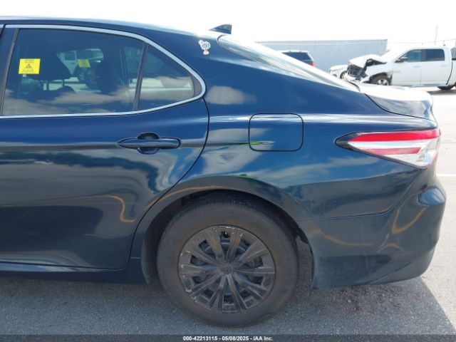 4T1B31HK9KU512892 Toyota Camry Hybrid Le