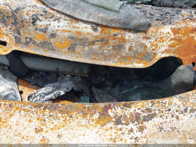 2HKRM4H44GH639151 Honda CR-V SE