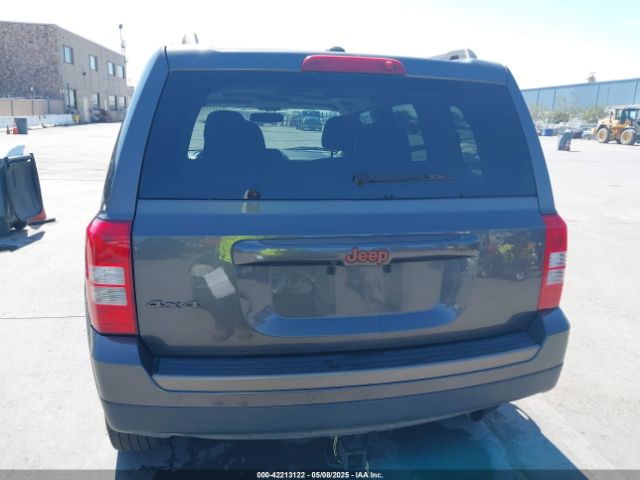 1C4NJRBB1GD692486 Jeep Patriot 75th Anniversary