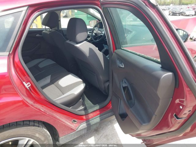 1FADP3K23EL204624 Ford FOCUS SE