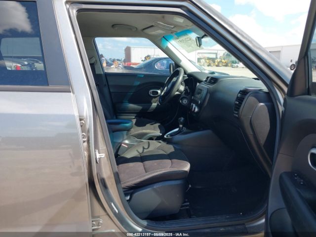 KNDJN2A22F7176971 KIA Soul